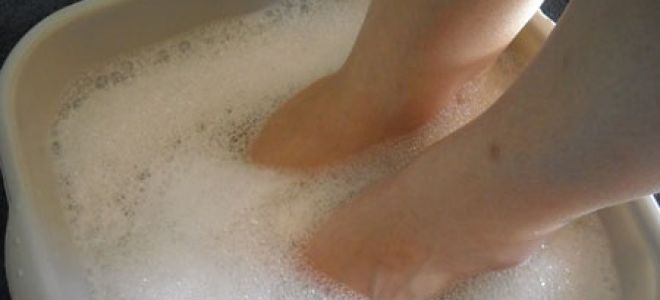 Пятна на ногтях ног: почему появляются, как избавиться