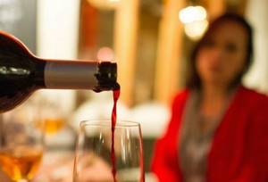 Какой алкоголь можно пить при панкреатите: вино, водку или пиво